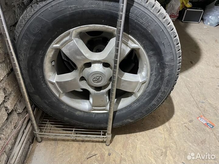 Комплект диски шины зима 285/60/18 lc 200