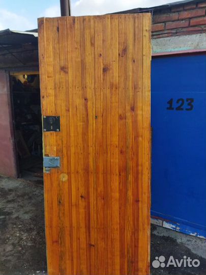Входная металлическая дверь