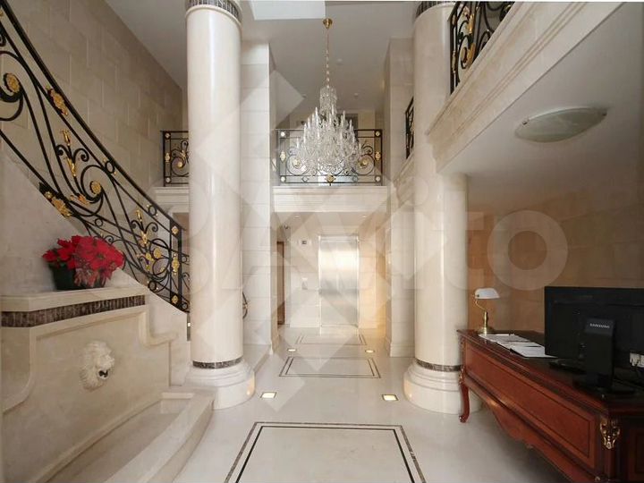 6-к. квартира, 640 м², 6/7 эт.