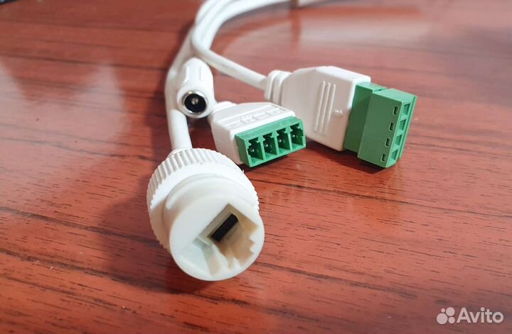 IP Камера видеонаблюдения купольная HikVision