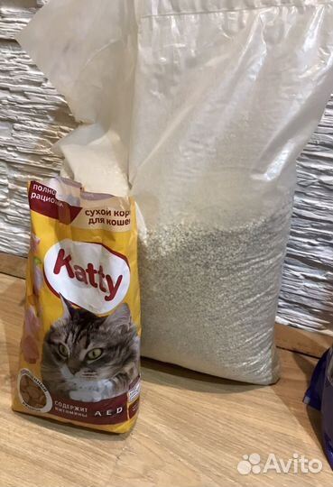 Наполнитель,корм бесплатно