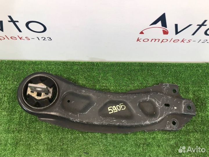 Рычаг подвески задний левый Mercedes-Benz A250