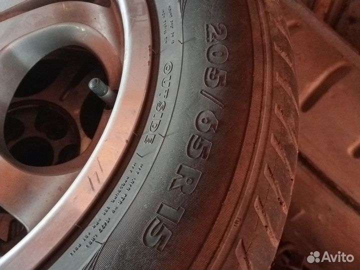 Продам комплект летних колёс