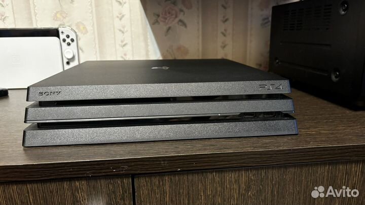 Sony PS4 Pro 1tb