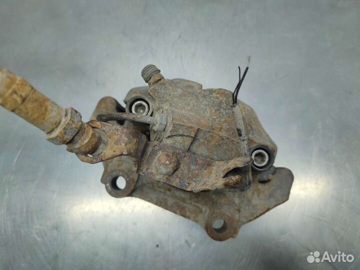 Суппорт передний правый Audi 100 (C4) 1992 г.в