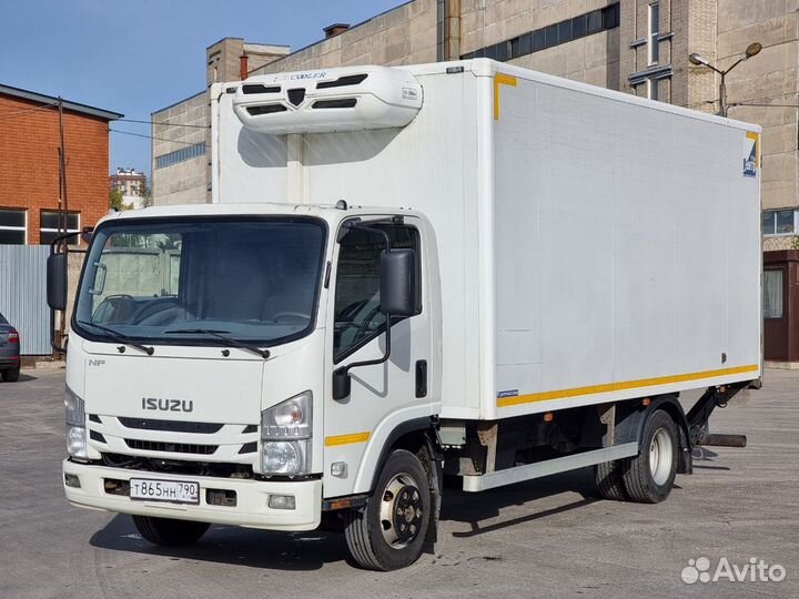 Isuzu NPR, 2021