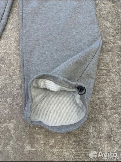 Спортивные штаны женские