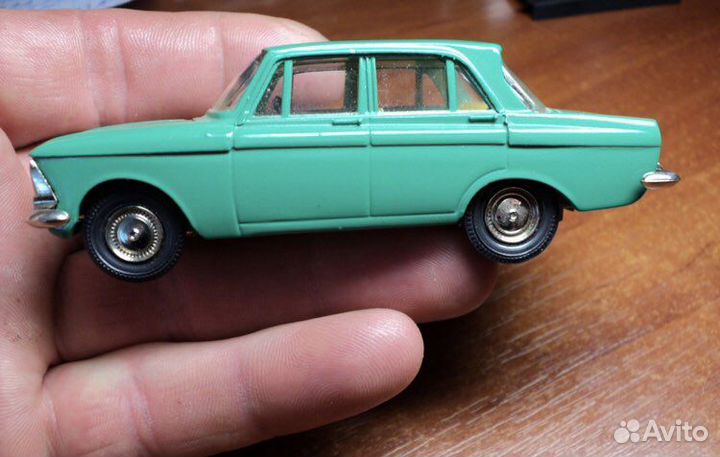 Коллекционная Машинка СССР Москвич 433 номерная