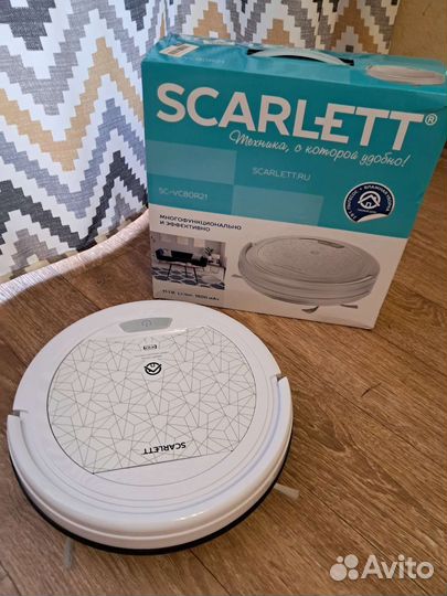 Робот пылесос Scarlett SC-VC80R21