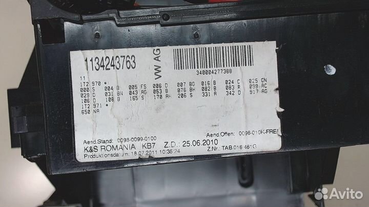 Блок предохранителей Volkswagen Touran, 2011