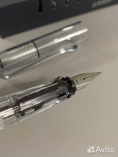 Ручка перьевая lamy F
