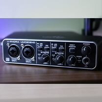 Звуковая карта Behringer UMC202HD