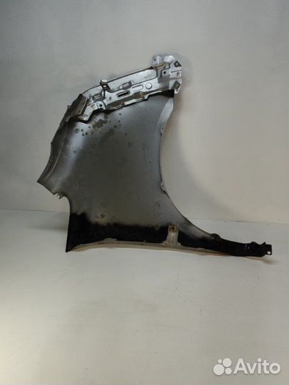 Крыло переднее левое Toyota Voxy 3zrfae 2007-2010