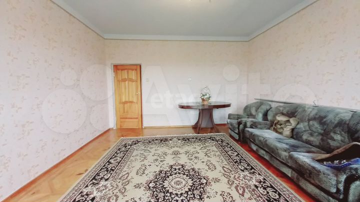 Дом 183,8 м² на участке 8,1 сот.