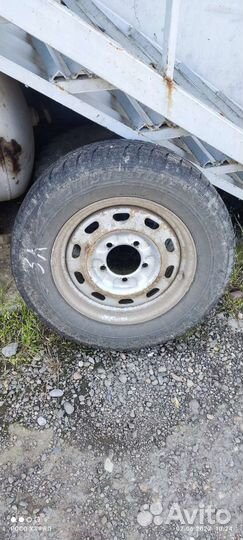 R16 Bridgestone Blizzak Revo GZ 215/65, PCD 5x139.7 DIA 108.5