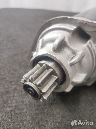 Стартер Volkswagen Transporter T5 2.5