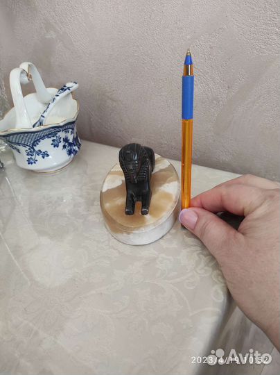 Фарфоровые статуэтки лфз