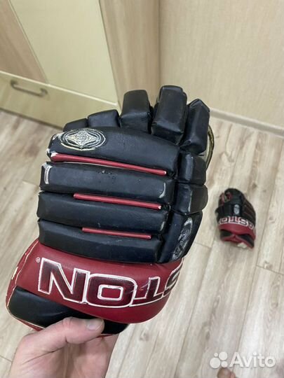 Краги хоккейные размер 14 easton