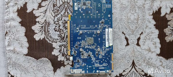 Видеокарта AMD Radeon HD 6770 Series: