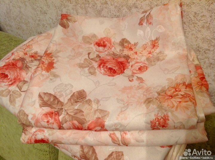 Атлас-жаккард отрезы