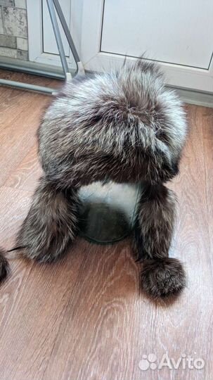 Женская меховая шапка