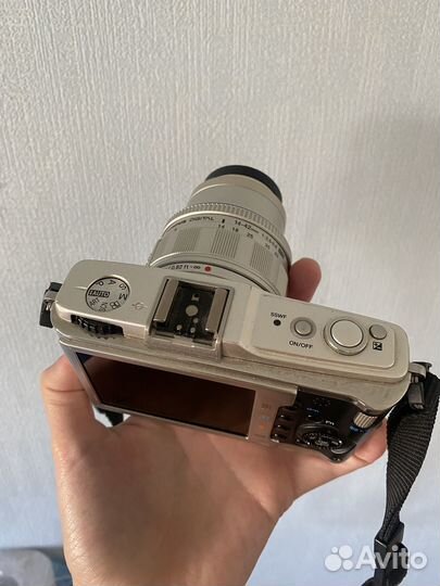 Фотоаппарат Olympus PEN E-P1 (объектив 14-42мм)