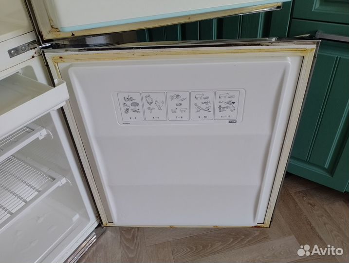 Холодильник бу 