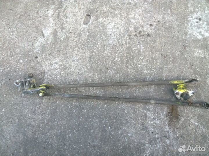 Трапеция дворников Subaru Outback 1998