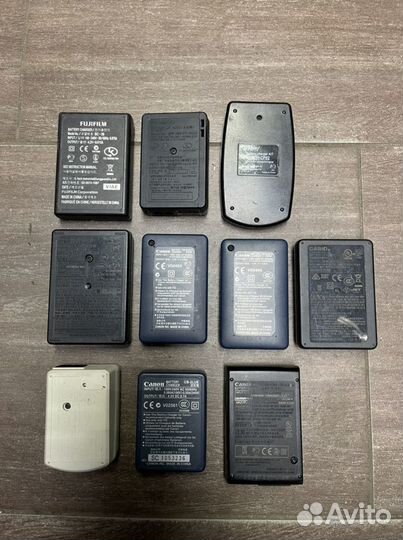 Зарядное устройство для фотоаппарата