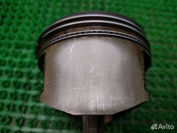 Поршень с шатуном Nissan Primera P11 SR20DE 1998