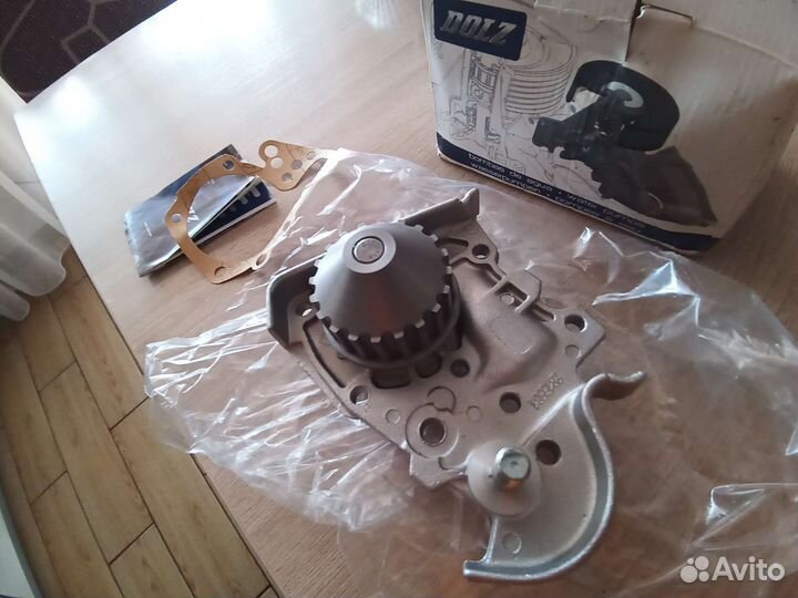 Водяная помпа Dolz