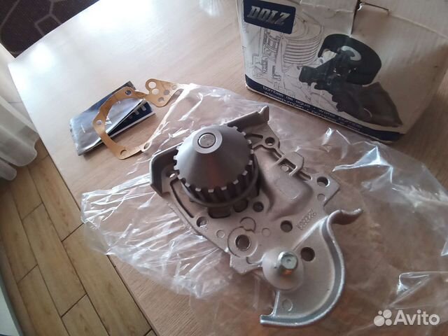 Водяная помпа Dolz