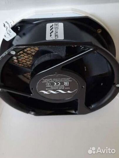 Настольный пылесос для маникюра