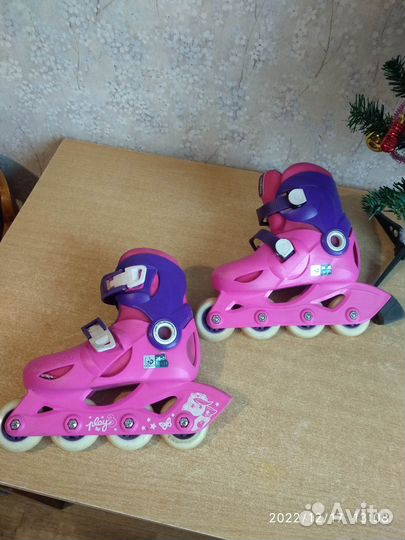 Роликовые коньки + защита, размер 28-30