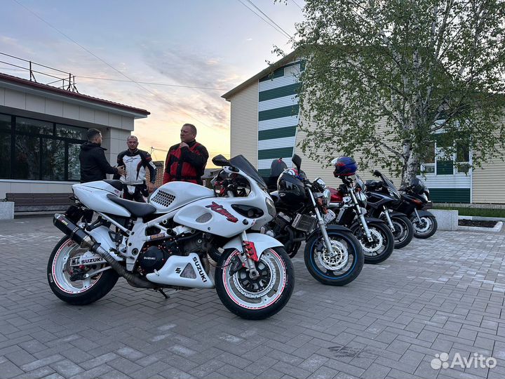 Suzuki tl1000s