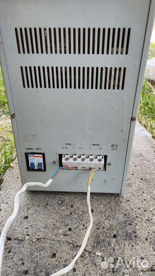 Стабилизатор напряжения