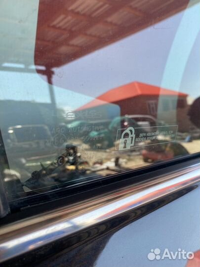 Lexus RX Стекло переднее