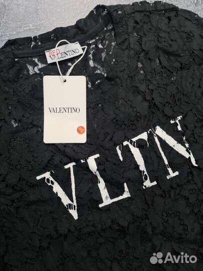 Футболка Valentino