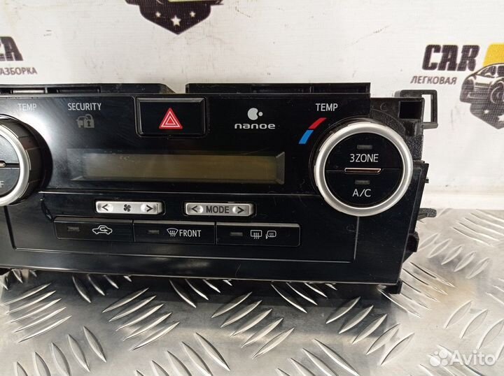 Блок управления климатом Toyota Camry