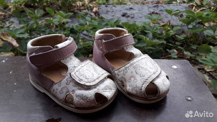 Босоножки Tapiboo