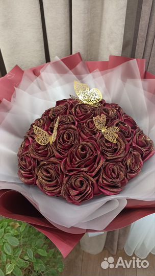 Букет роз из атласных лент
