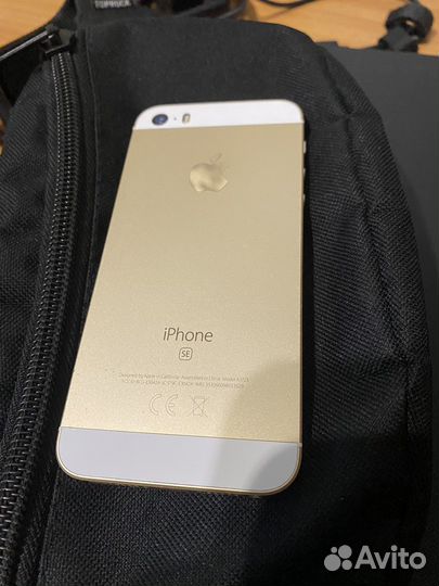 Телефон iPhone se 2016