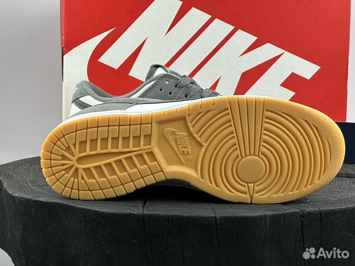 Кроссовки Nike Dunk Low Smoke Grey Gum