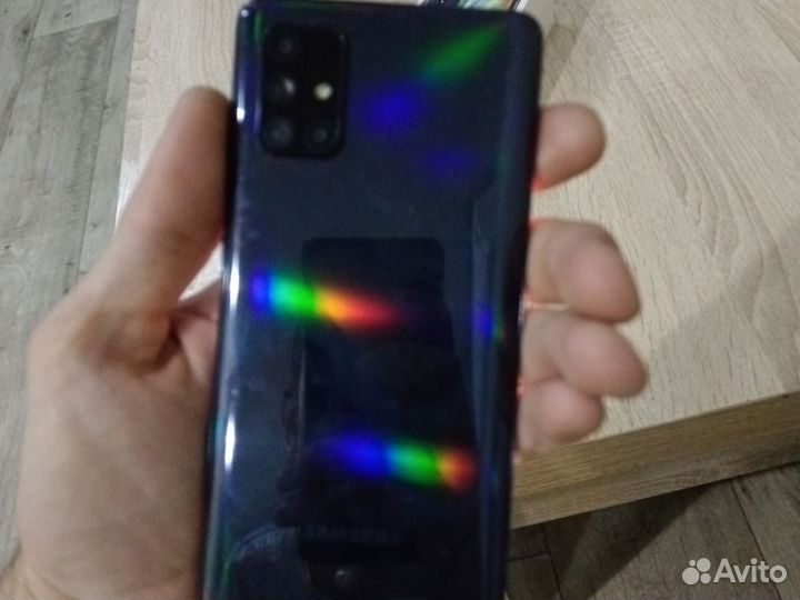 Телефон samsung galaxy A71