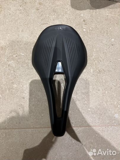 Седло fizik argo vento 140 мм