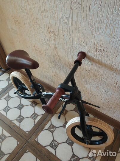 Беговел Decathlon btwin 10'