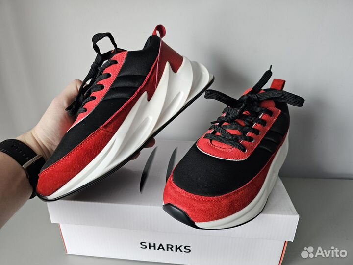 Кроссовки Adidas Sharks