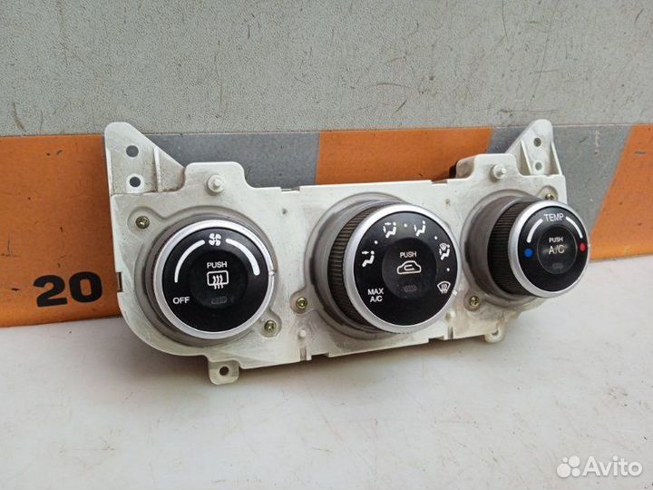 Блок управления отопителем Kia Cerato 1 1.6 2007
