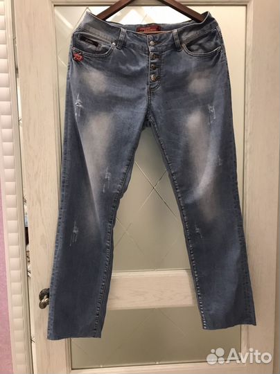 Джинсовая куртка и джинсы 48 размер