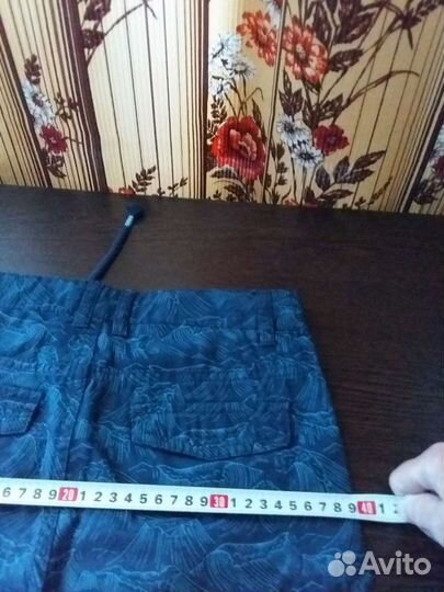 Шорты на мальчика 140р